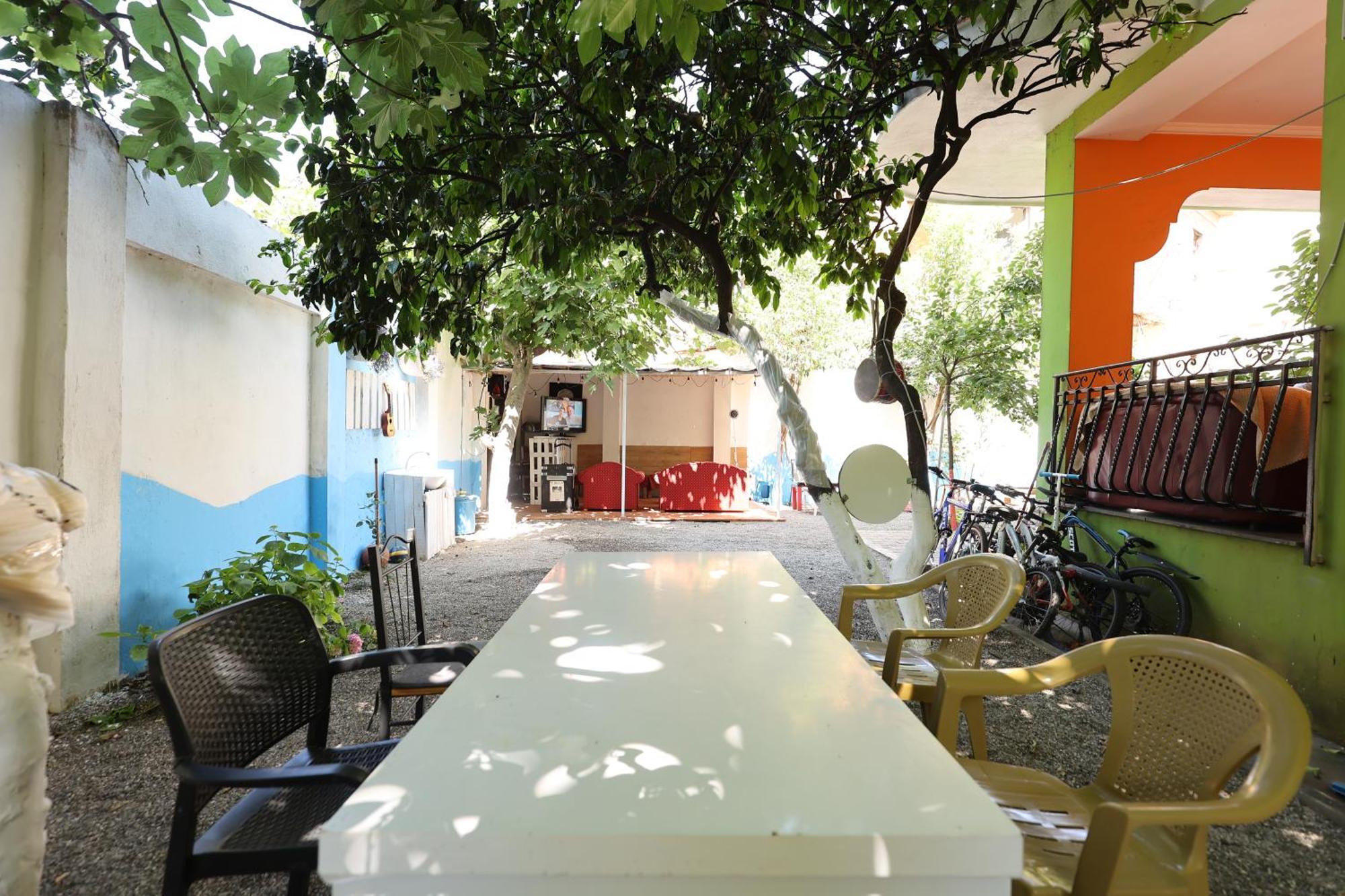 Hostel Osho 티라나 외부 사진