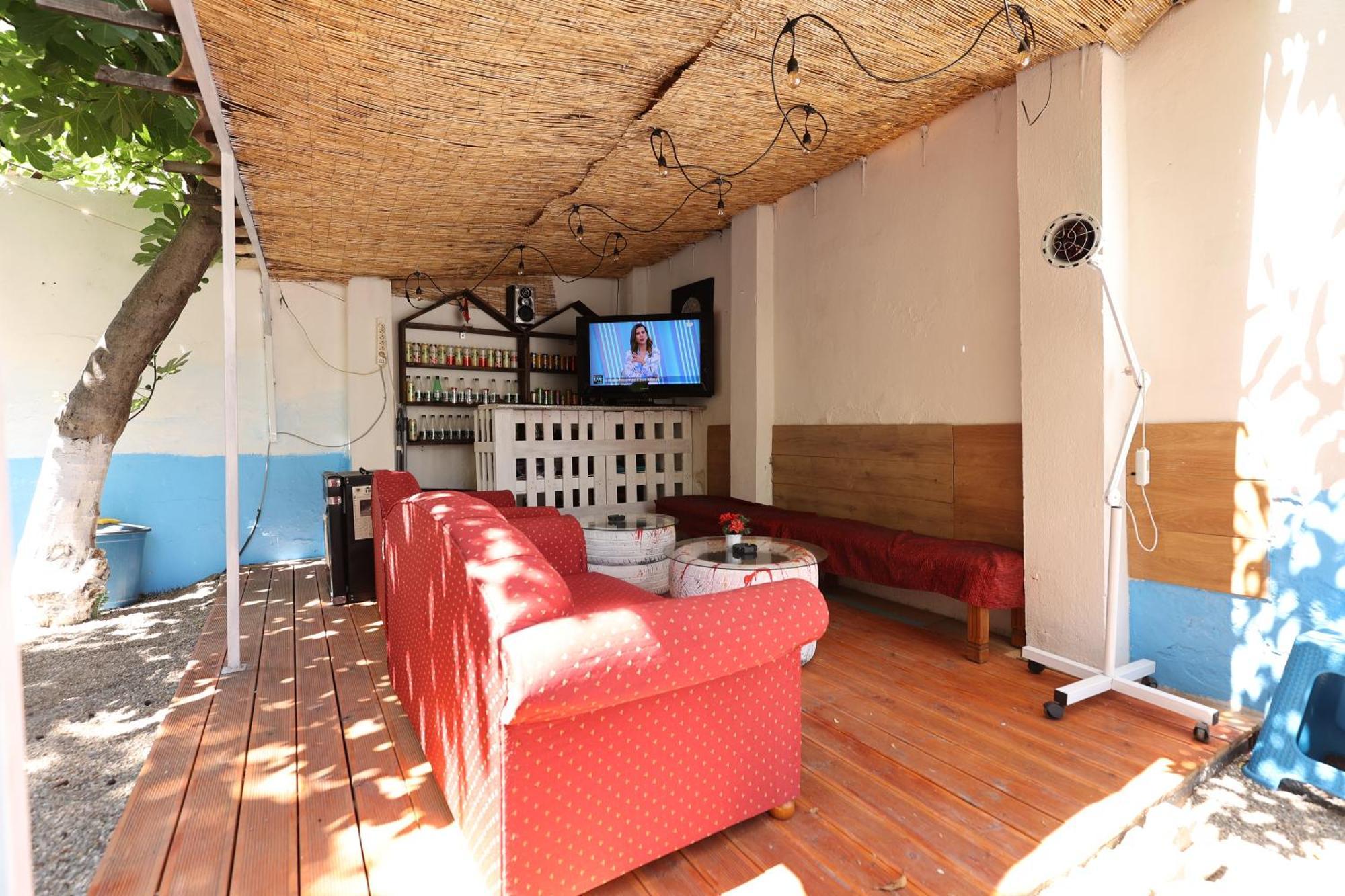 Hostel Osho 티라나 외부 사진