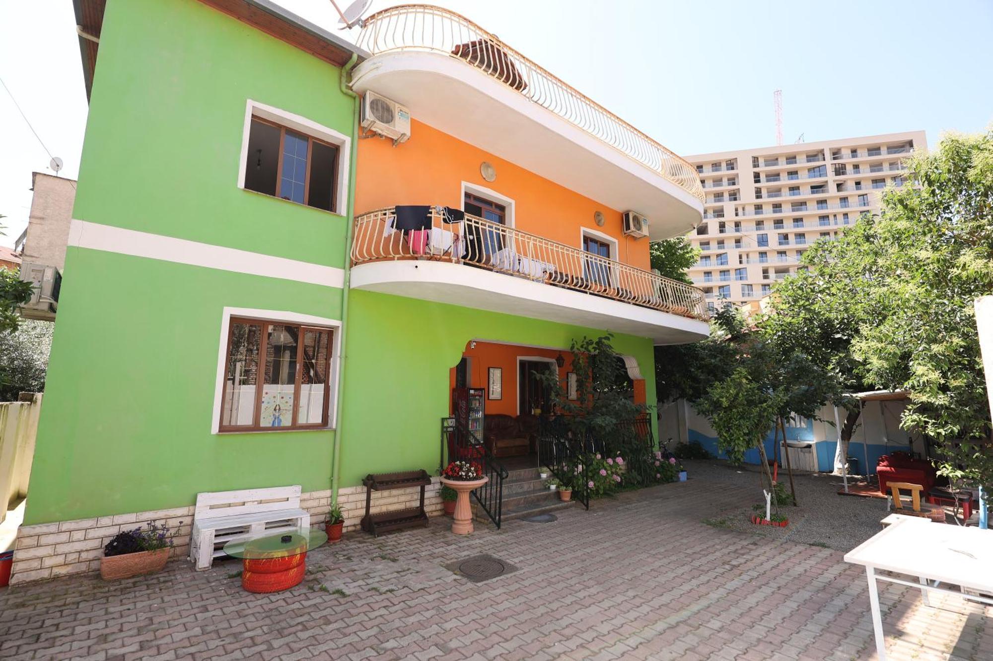 Hostel Osho 티라나 외부 사진
