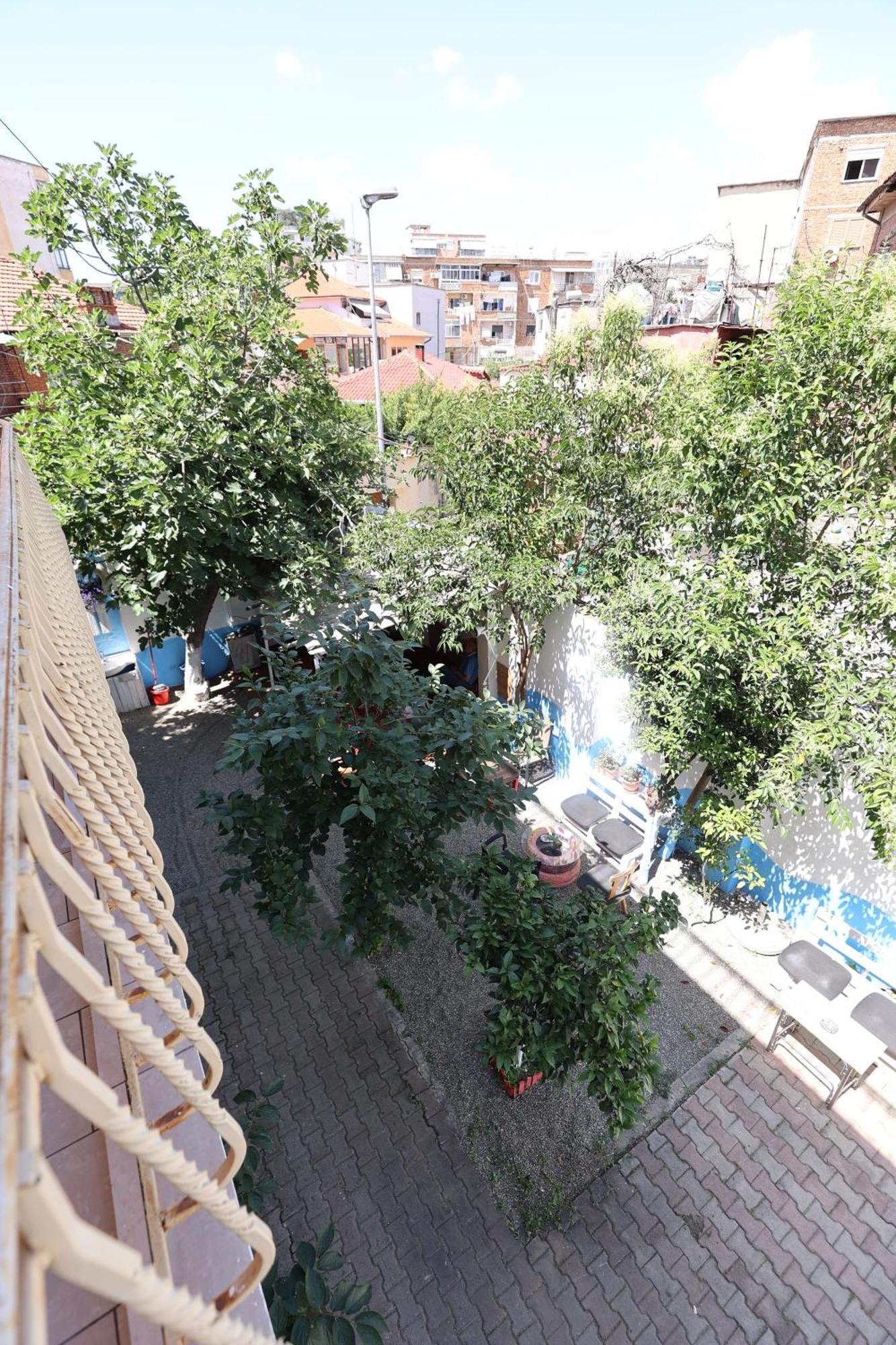Hostel Osho 티라나 외부 사진