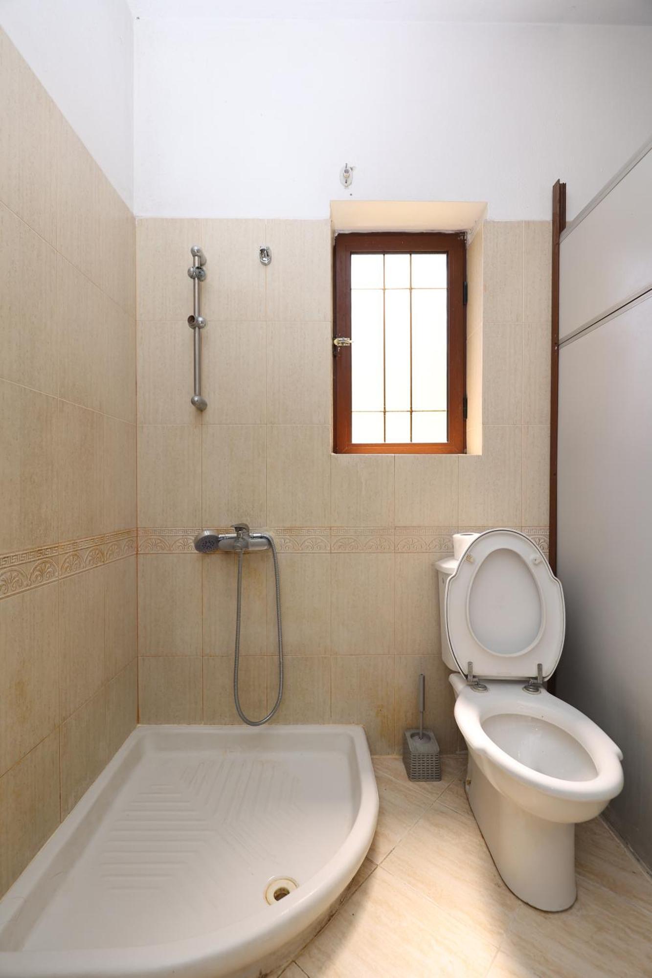 Hostel Osho 티라나 외부 사진