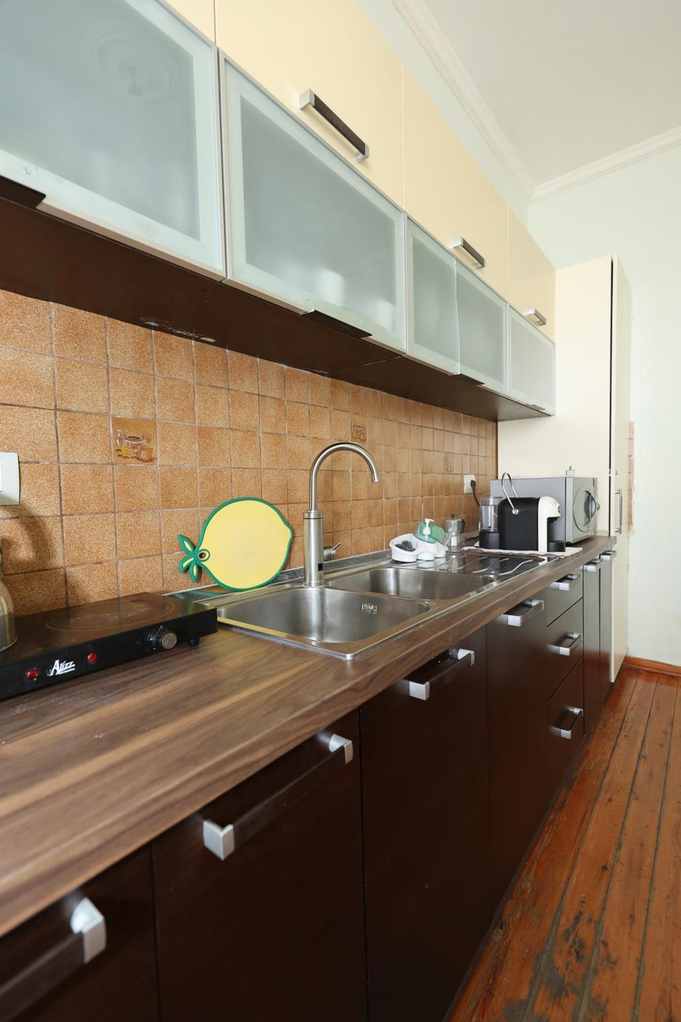 Hostel Osho 티라나 외부 사진