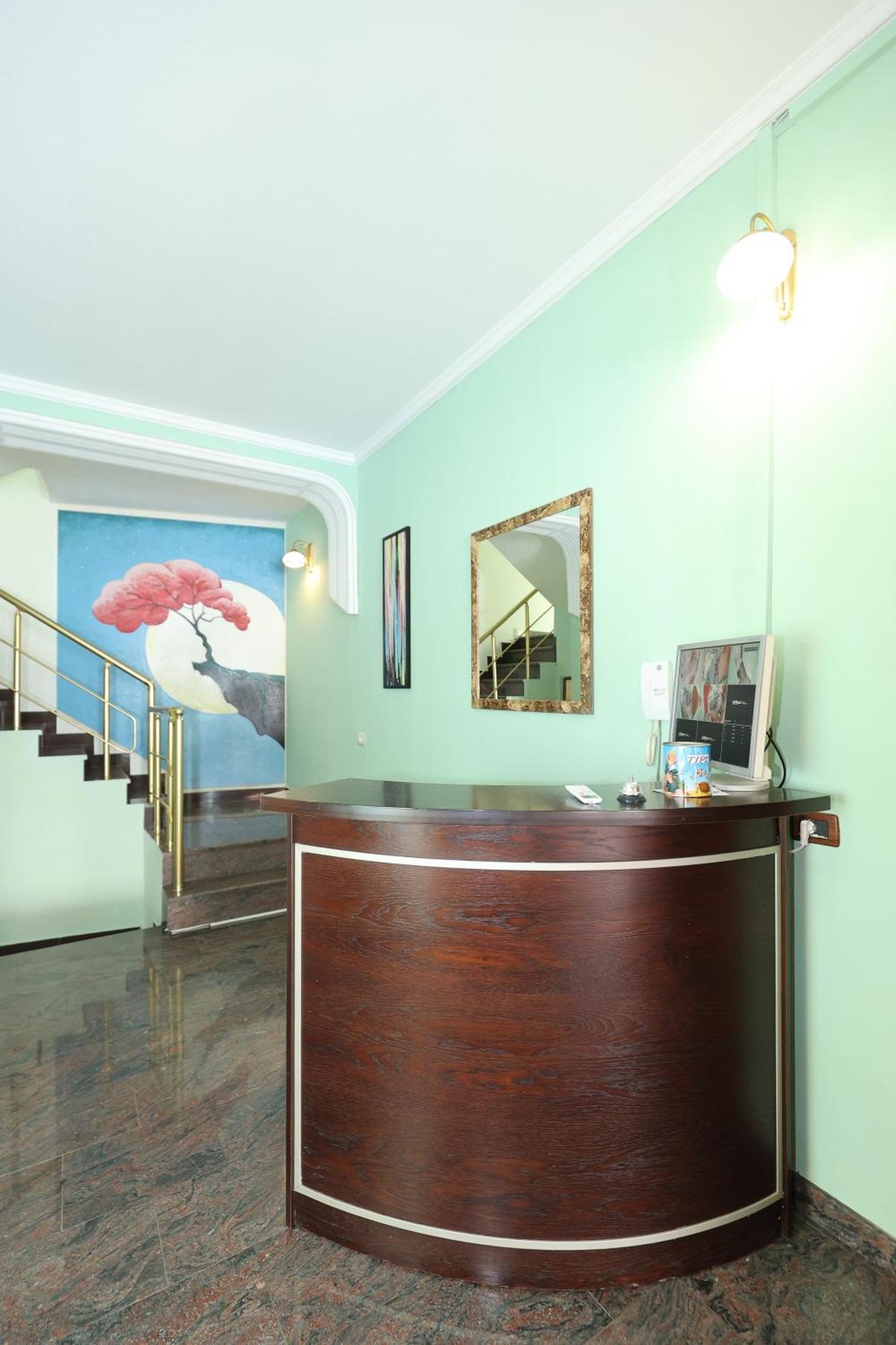 Hostel Osho 티라나 외부 사진