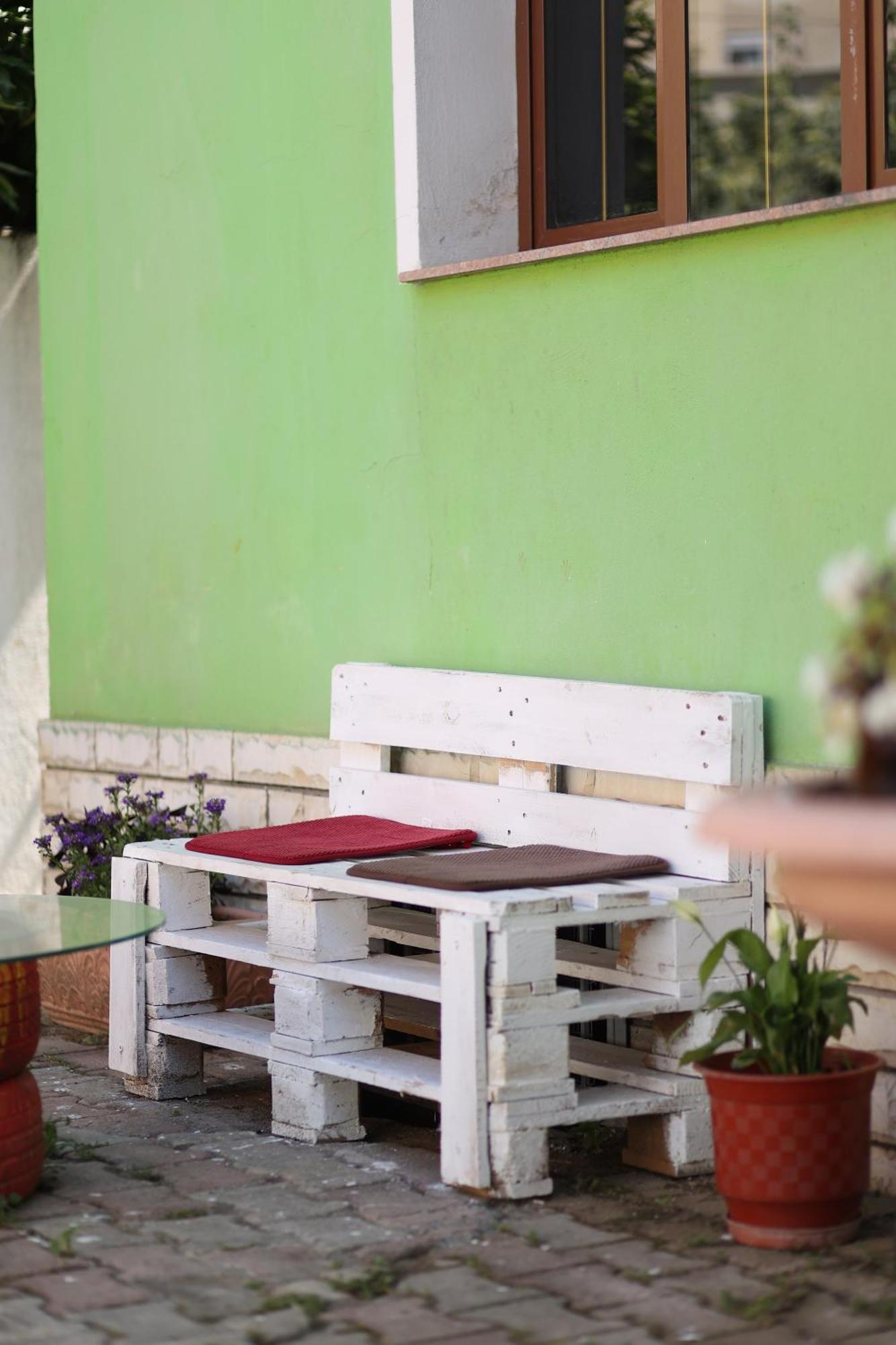 Hostel Osho 티라나 외부 사진