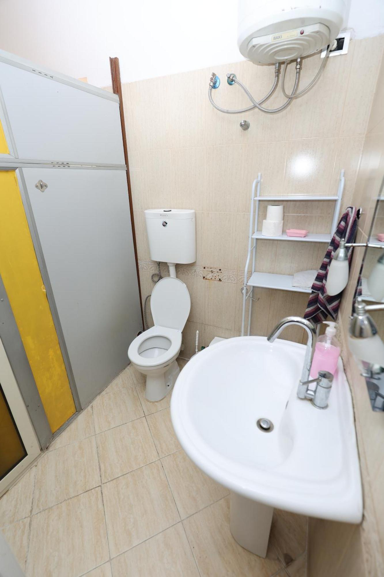 Hostel Osho 티라나 외부 사진